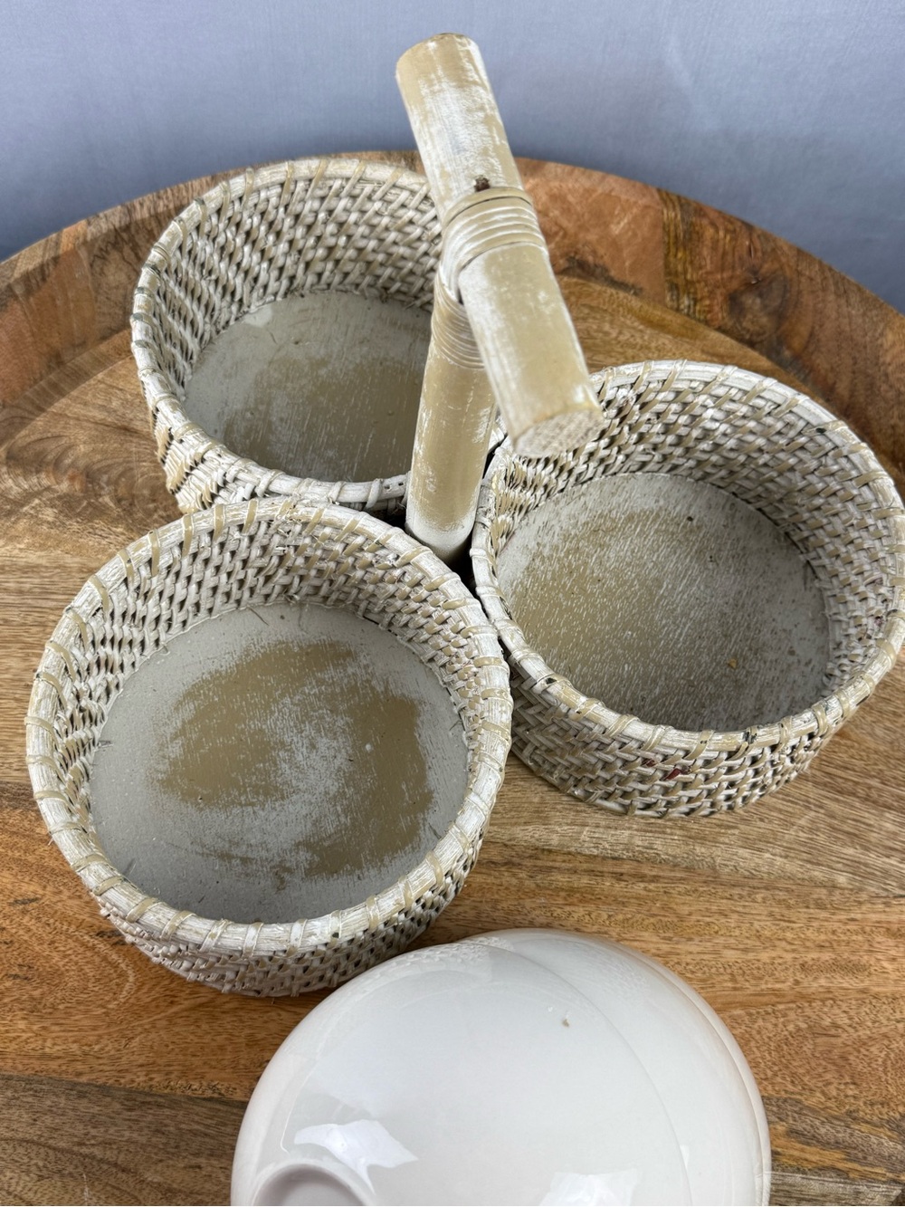 Farmhouse Rattan Dip Bowl Set Rustic Condiment Server Wood Handle - Picture 9 of 10